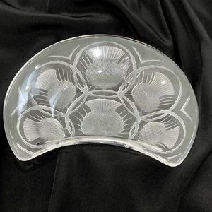 VINTAGE 1950s LALIQUE CHARDON THISTLE PINEAPPLE CRESCENT MOON PLATE